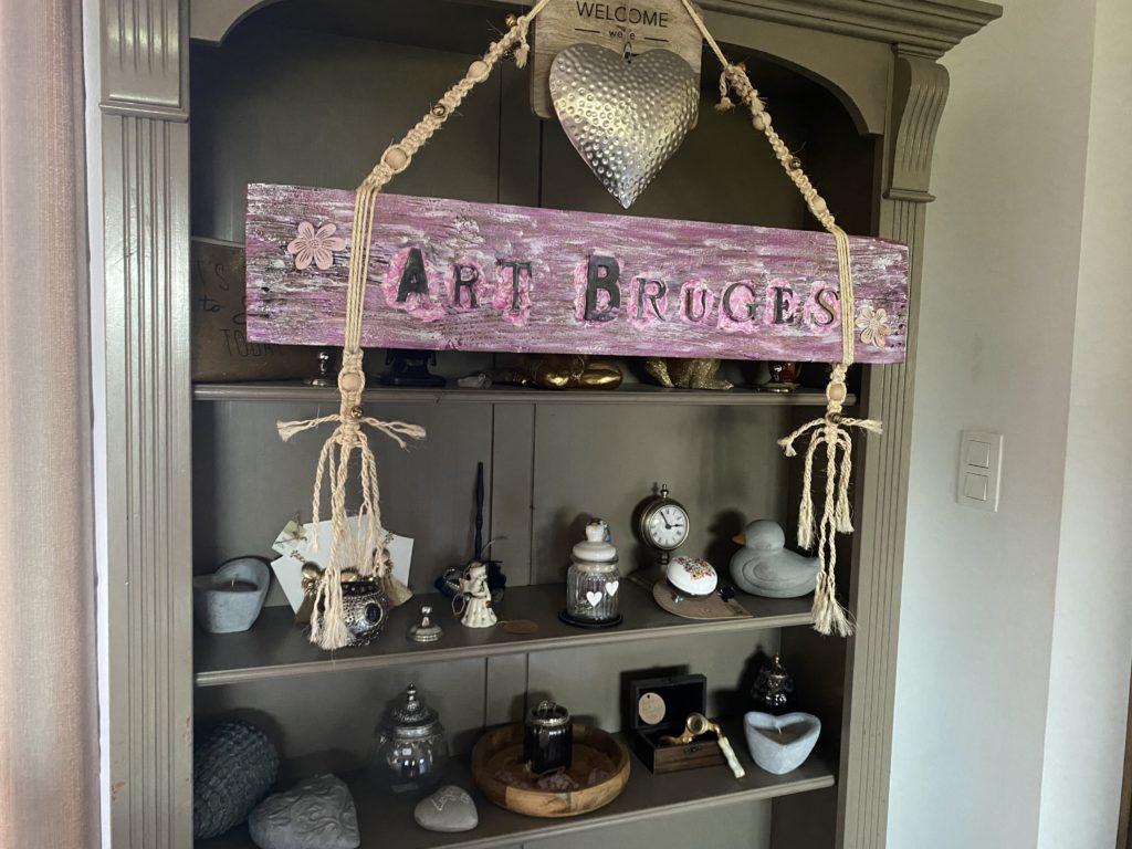 Art Bruges Guestrooms Art & Decoration