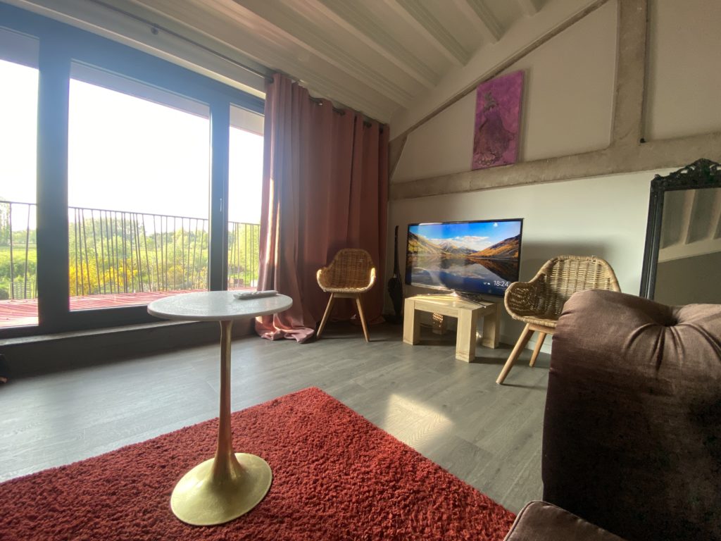 Art Bruges Guestrooms Balcony Livingplace