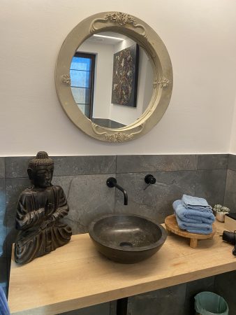 Art Bruges Guestrooms Therapy room Bathroom